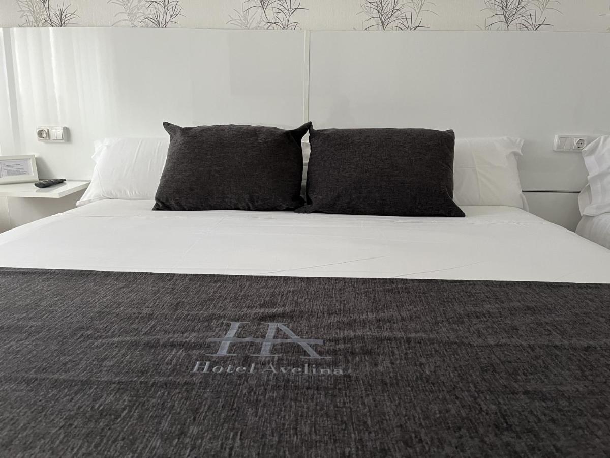Hotel Avelina Onís Eksteriør bilde