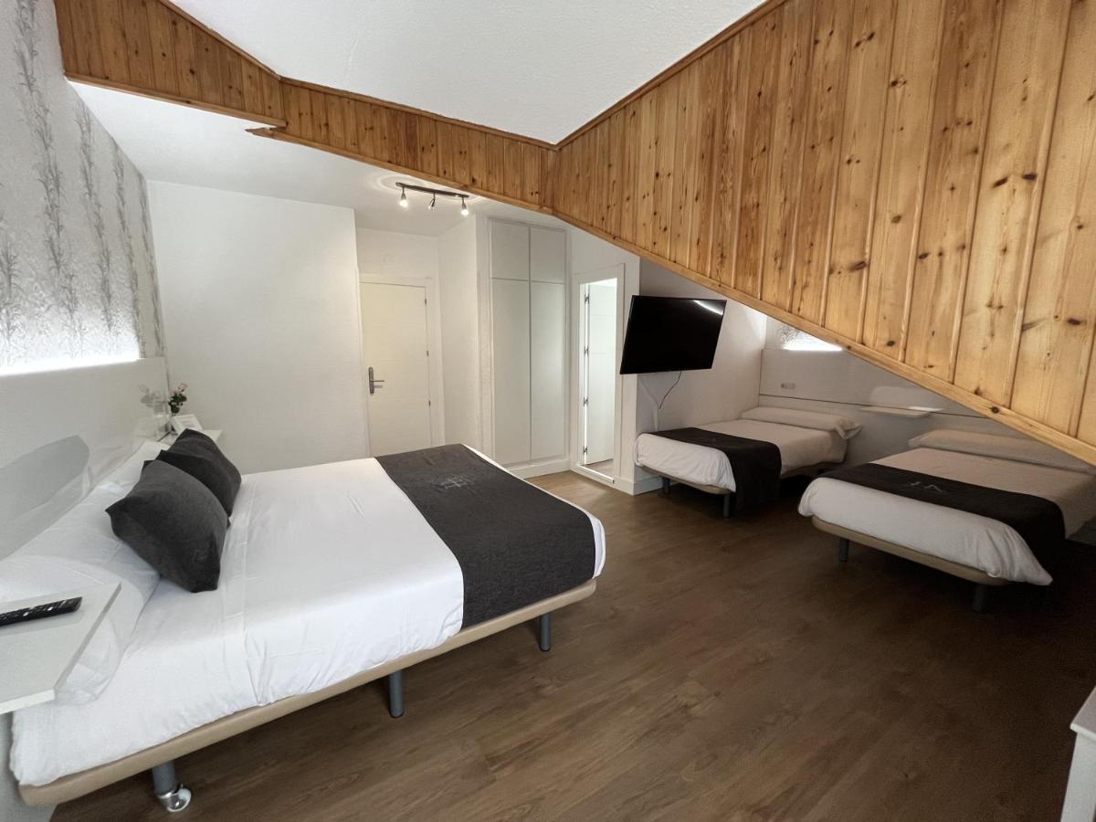Hotel Avelina Onís Eksteriør bilde